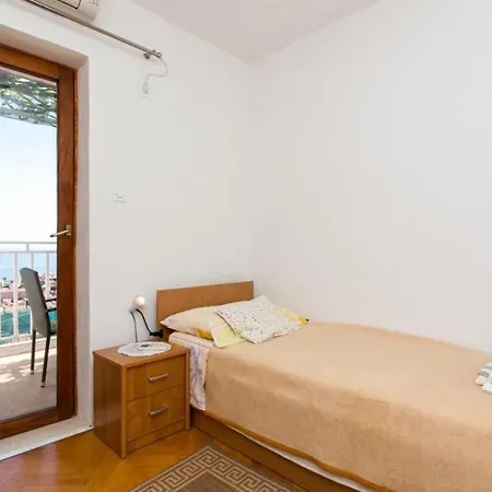 Serenity - Twin With Private External Bathroom-2